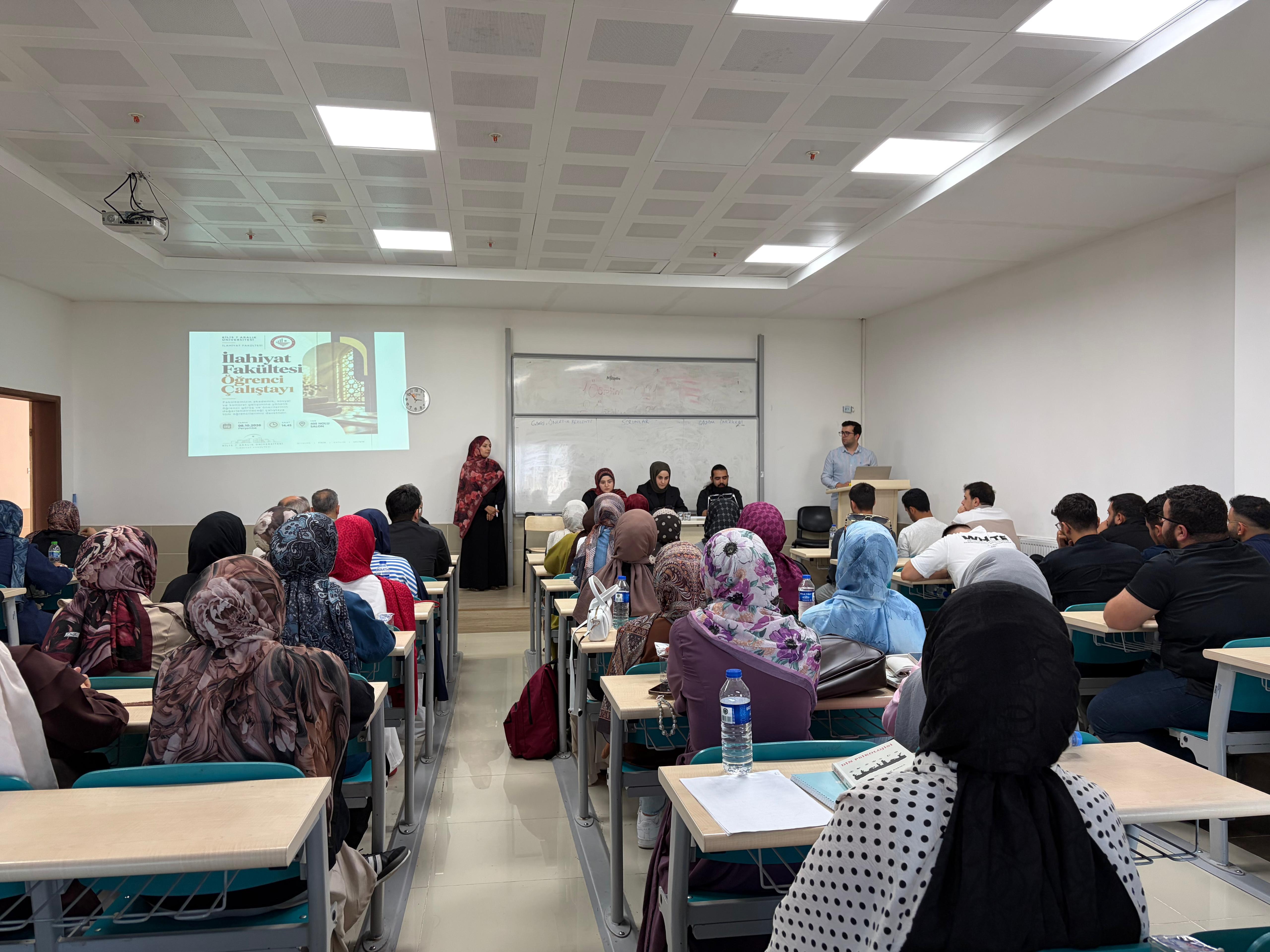 Kilis 7 Aralık Üniversitesi İlahiyat Fakültesinde "Öğrenci Çalıştayı" Düzenlendi